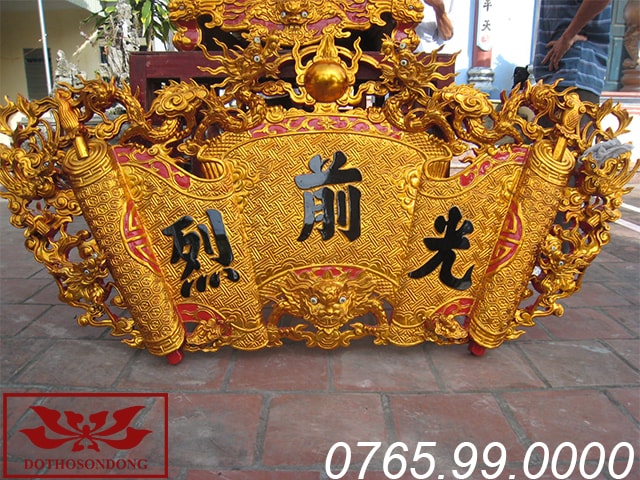 Cuốn thư nền gấm sơn son thếp vàng ms14