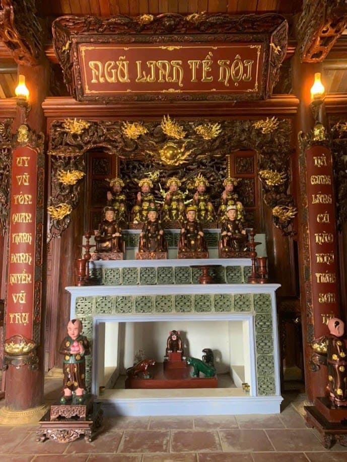 hoanh phi cau doi chu quoc ngu dien tho