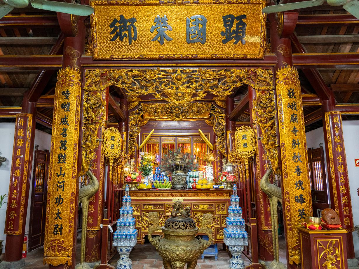hoanh phi cau doi o den 3